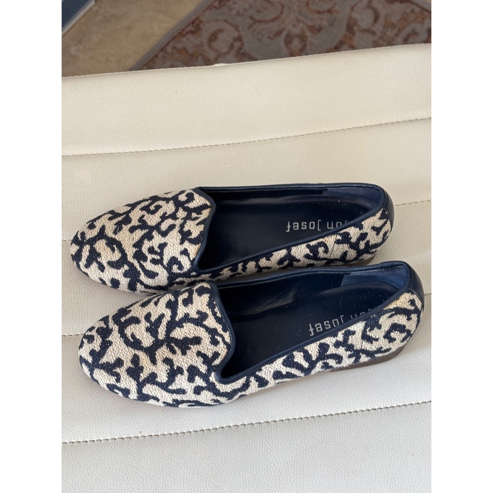 Jon Josef Navy Cream Jacquard‎ Coral Pattern Smoking Slippers Flats 6M